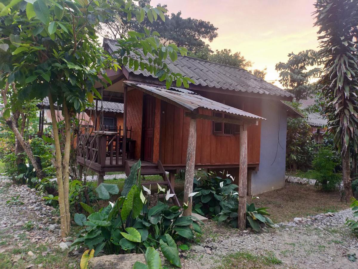 Pasanchai Bungalow Ванг-В'єнг Екстер'єр фото