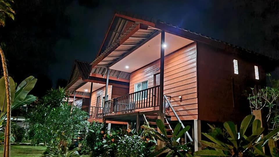 Pasanchai Bungalow Ванг-В'єнг Екстер'єр фото
