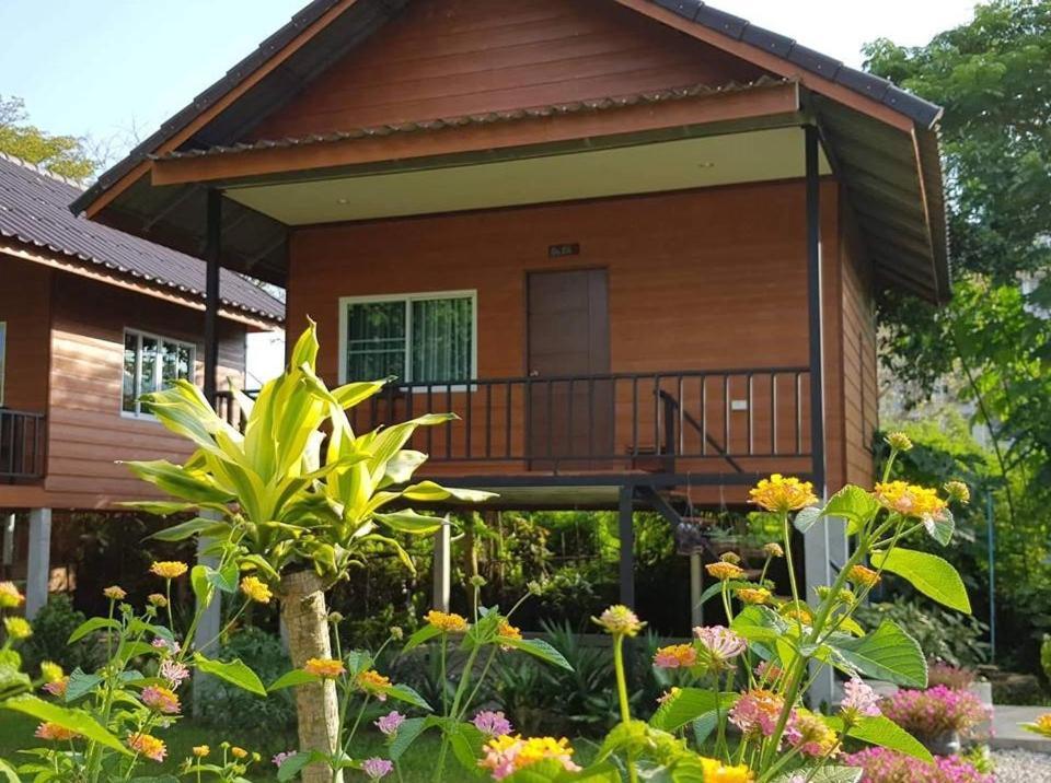Pasanchai Bungalow Ванг-В'єнг Екстер'єр фото